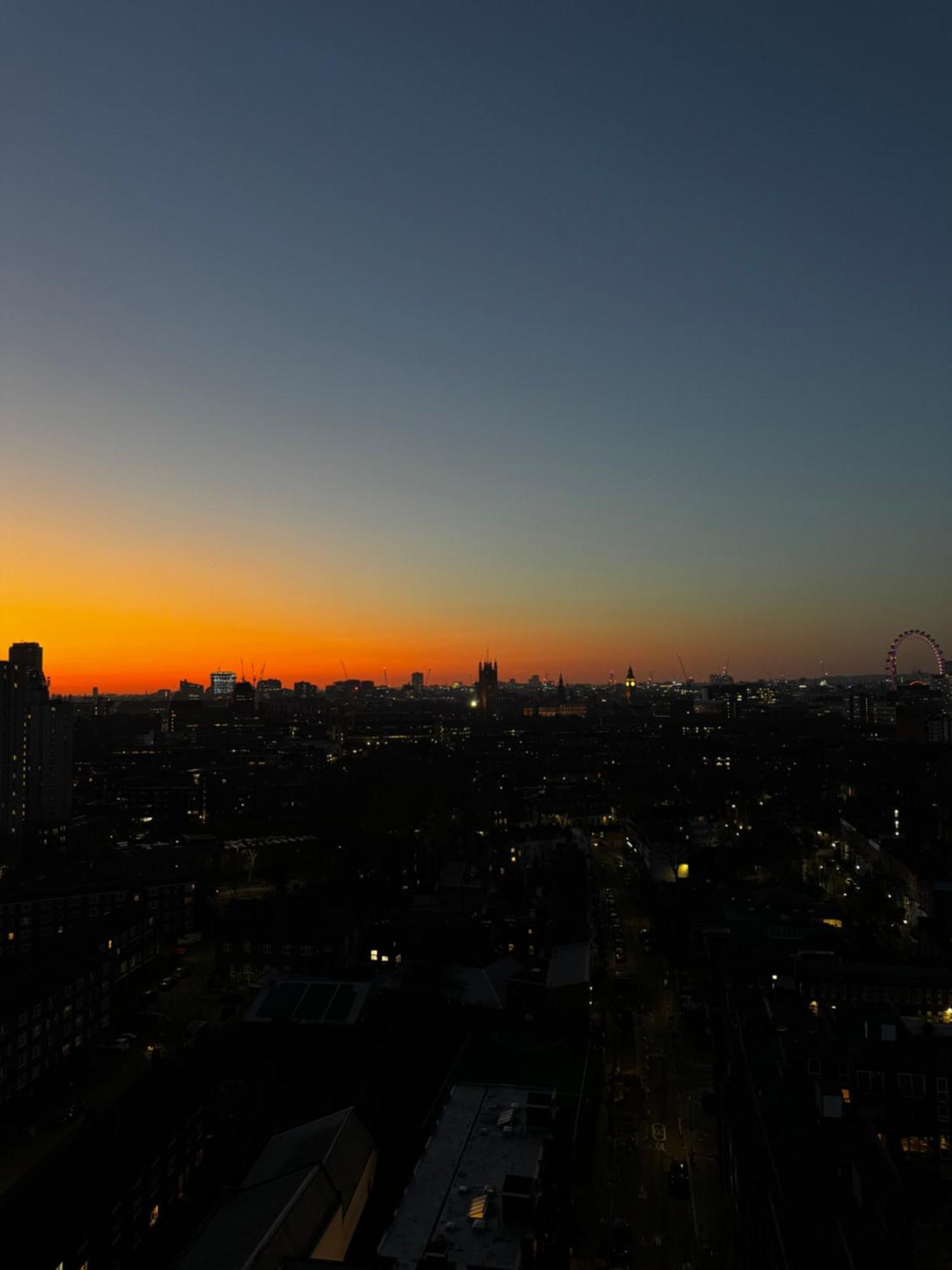 2-bed With Eye, Big Ben & Sunset Views * Londen